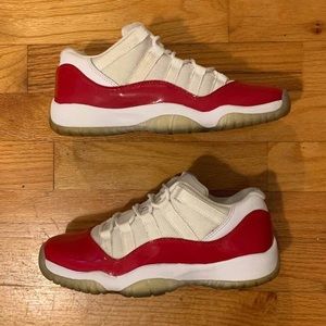 Cherry Retro 11 Lows 2016